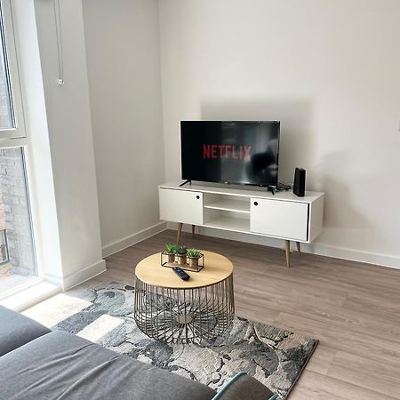 Lovely 2 Bedroom Apartment Manchester Luaran gambar