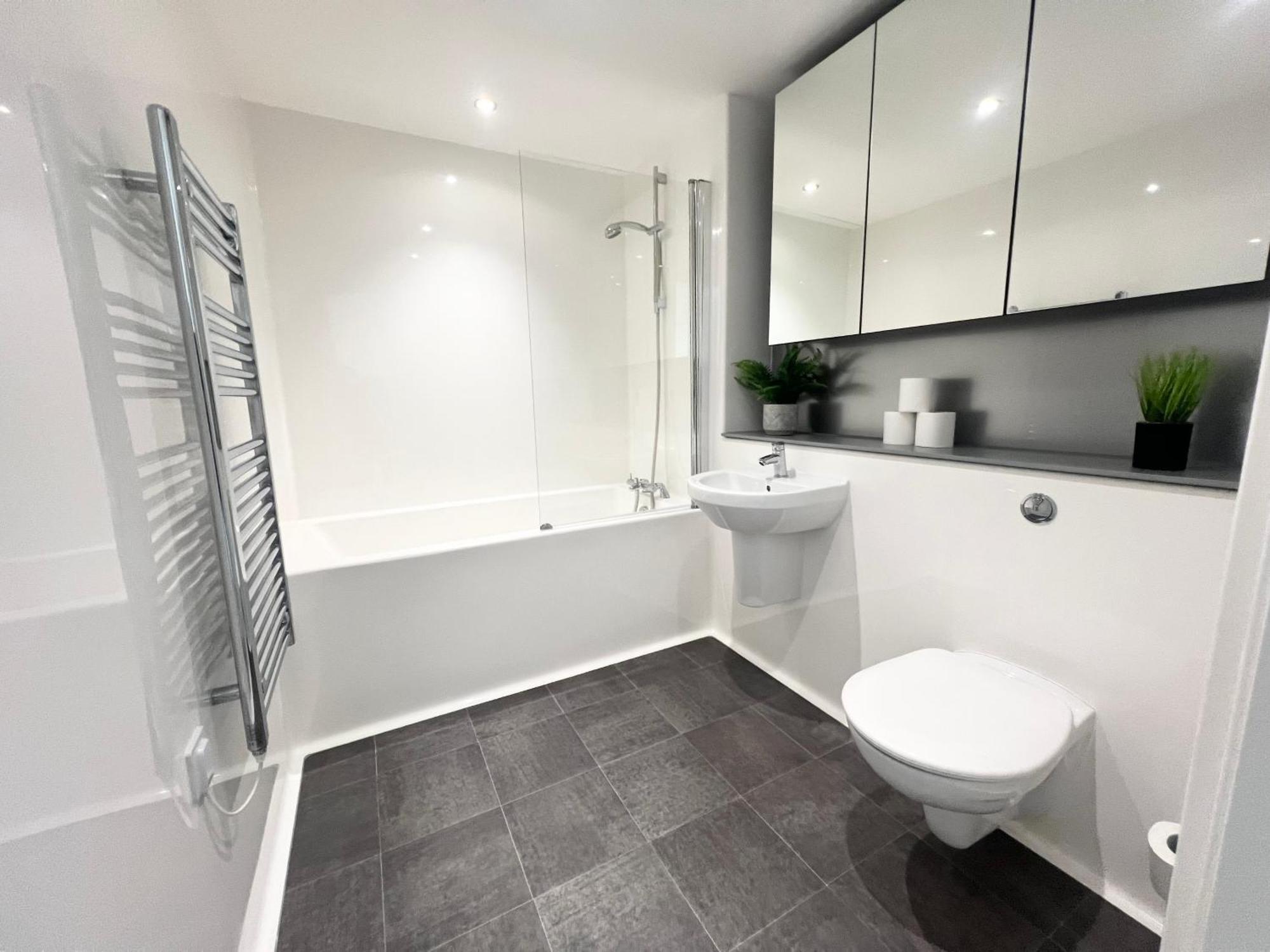 Lovely 2 Bedroom Apartment Manchester Luaran gambar