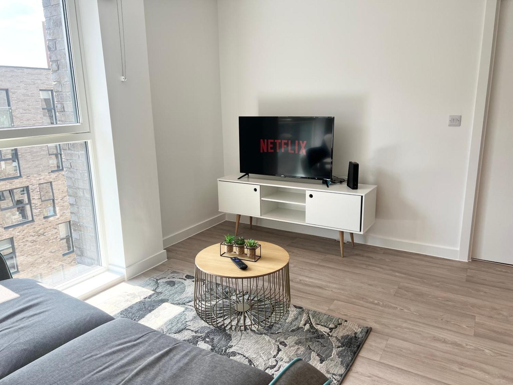 Lovely 2 Bedroom Apartment Manchester Luaran gambar